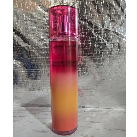 NEW! Bath & Body Works Bahamas Passionfruit Banana Flower Fine Fragrance Mist - Picture 2 of 2